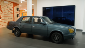 Подробнее о статье Москвич-2142 «Иван Калита» – самый роскошный автомобиль в истории завода